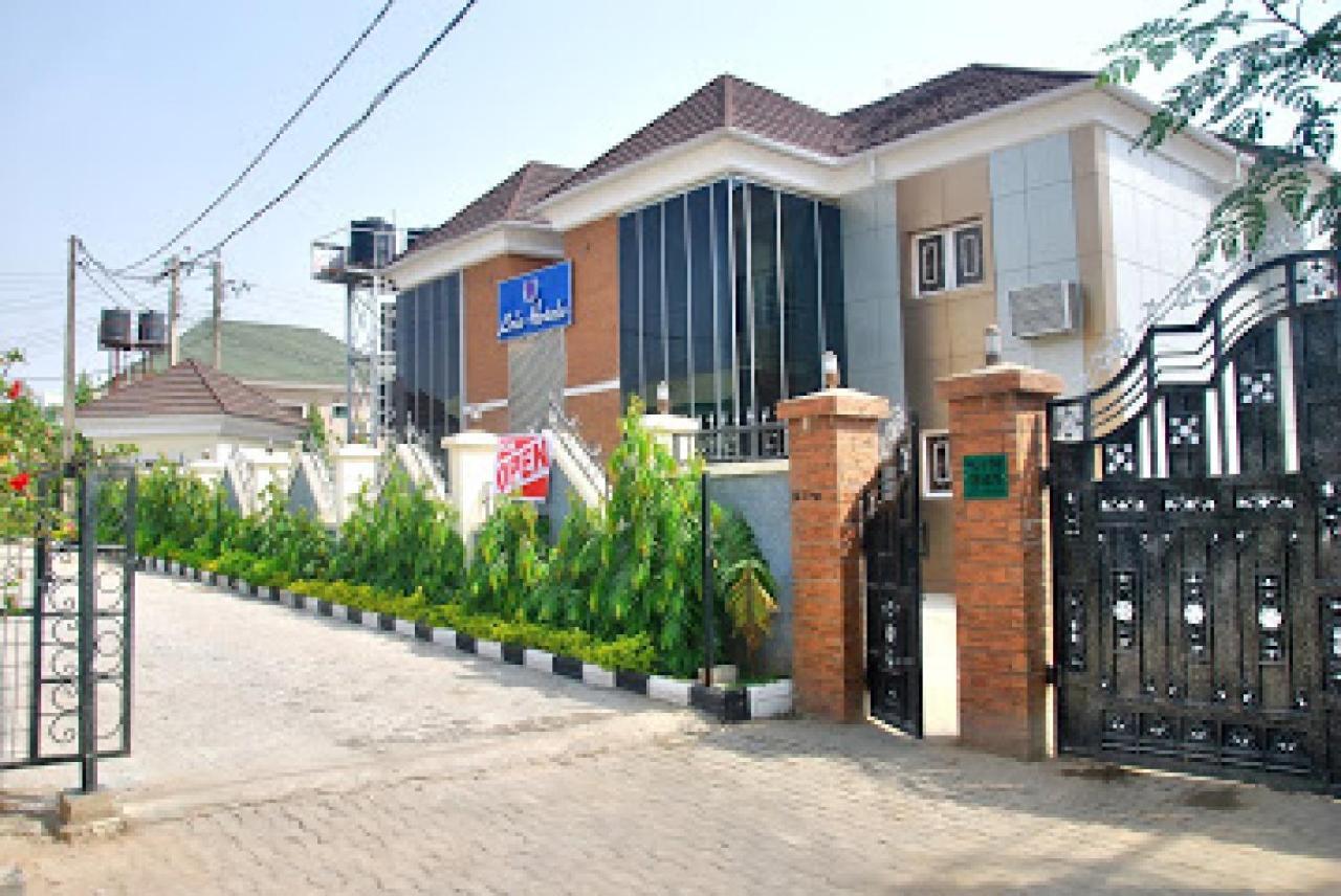 Room In Lodge - Lois Hotel Abuja Jabi Exterior photo